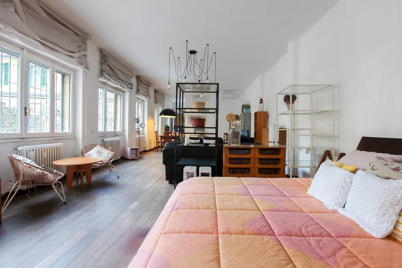 アパート Lovely Milano - Beautiful Loft With Terrace In Porta Romanaアパートメント イタリア