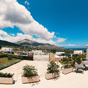 https://villa-laurum.sicilyhotelsitaly.net
