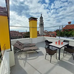 https://ca-francesca-suite-terrace-in-venice.hotelinveneto.com