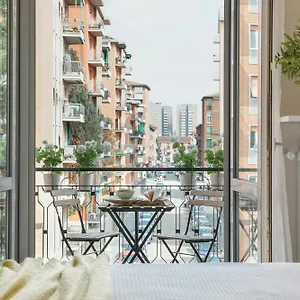 Appartamento Homeathotel - Niguarda Ossola Apt, Milano